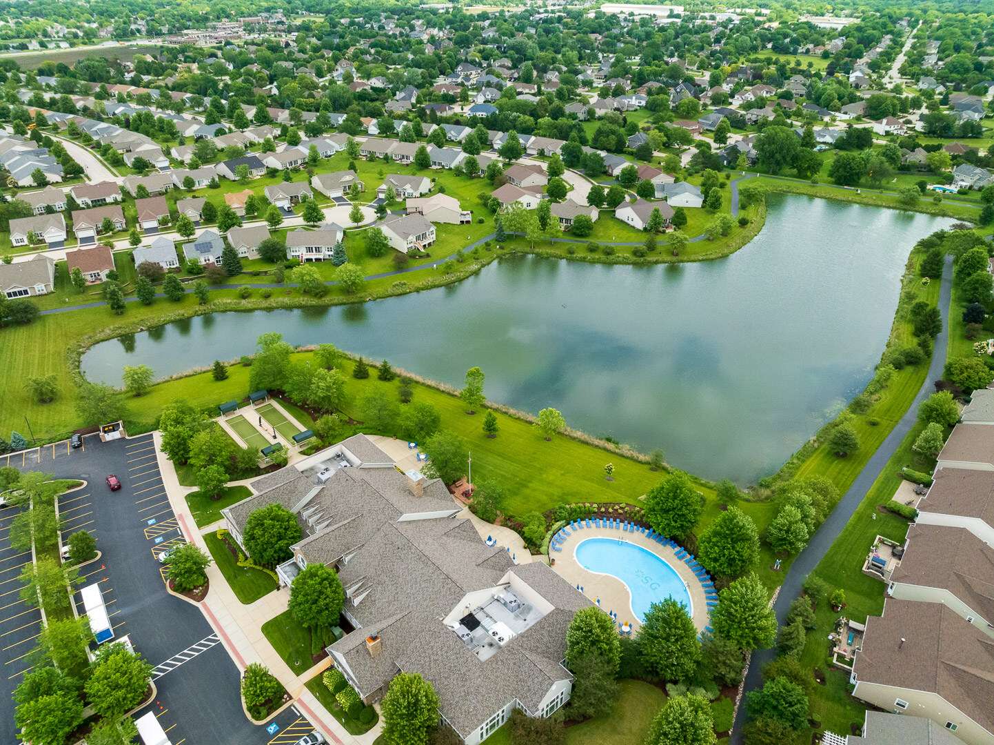 commercial HOA aerial with pond 2