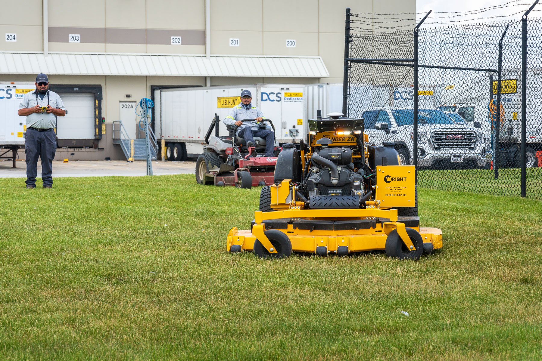 commercial maintenance technician robotic mower