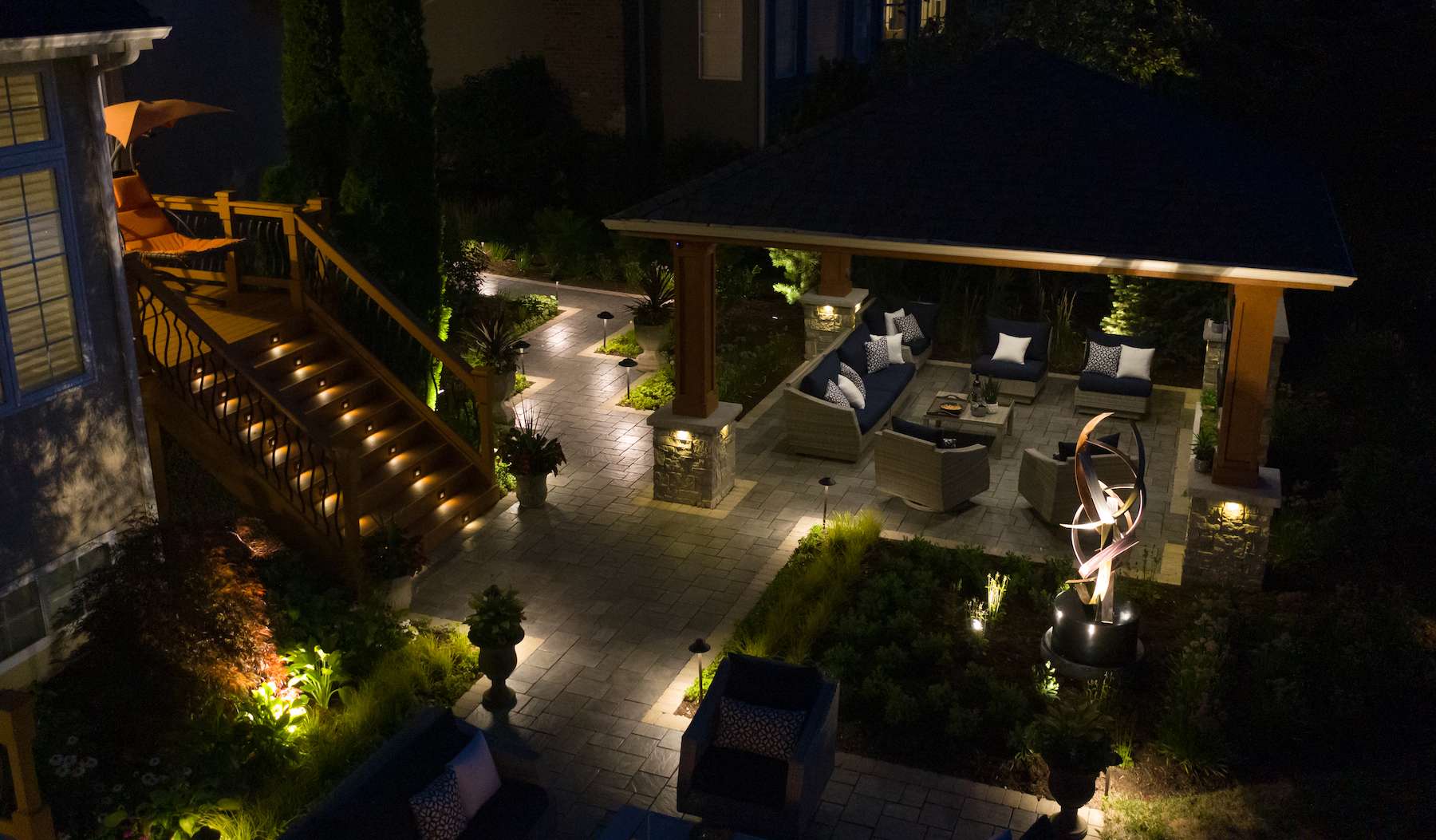 4 Tips to Choosing a Landscape Lighting Company in Naperville, IL