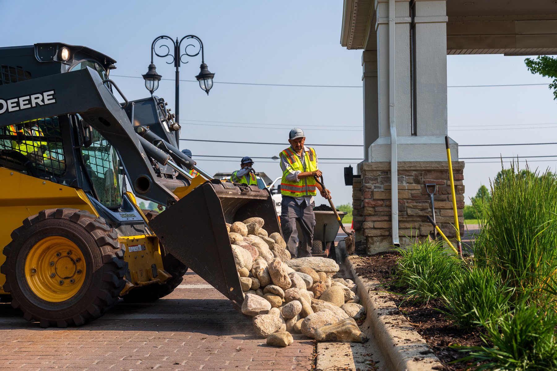 7 Solutions for the Most Difficult Parts of Your Commercial Landscape