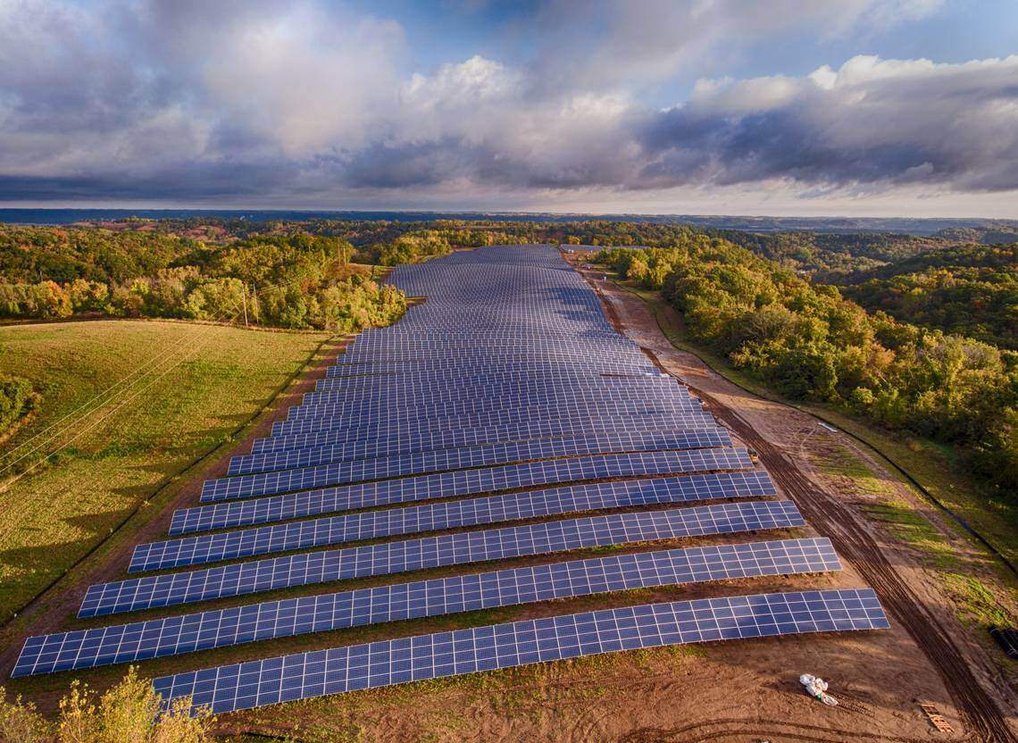 solar farm aerial 3